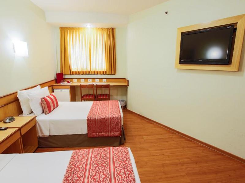 Scorial Rio Hotel Quarto Triplo Deluxe (1 Cama de Casal + 1 de Solteiro)